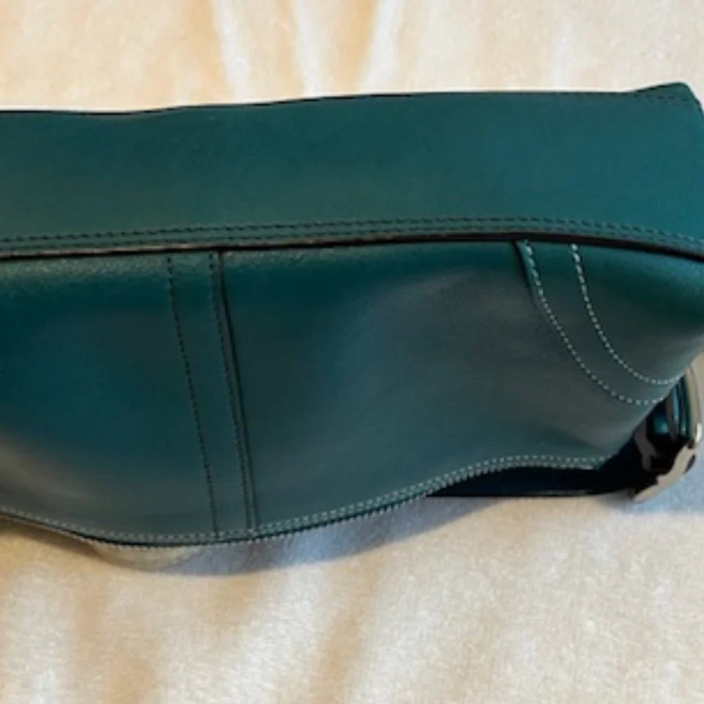 2 Leather Coach Bags Y2K NWOT Teal Turquoise Blue Baguette handbag w/ Wristlet - Picture 5 of 9